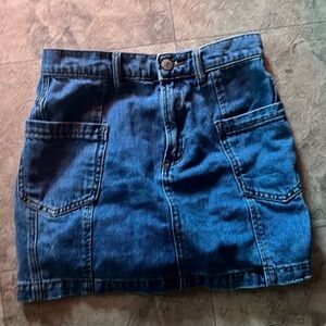 BDG  xs-tp Jean skirt.
